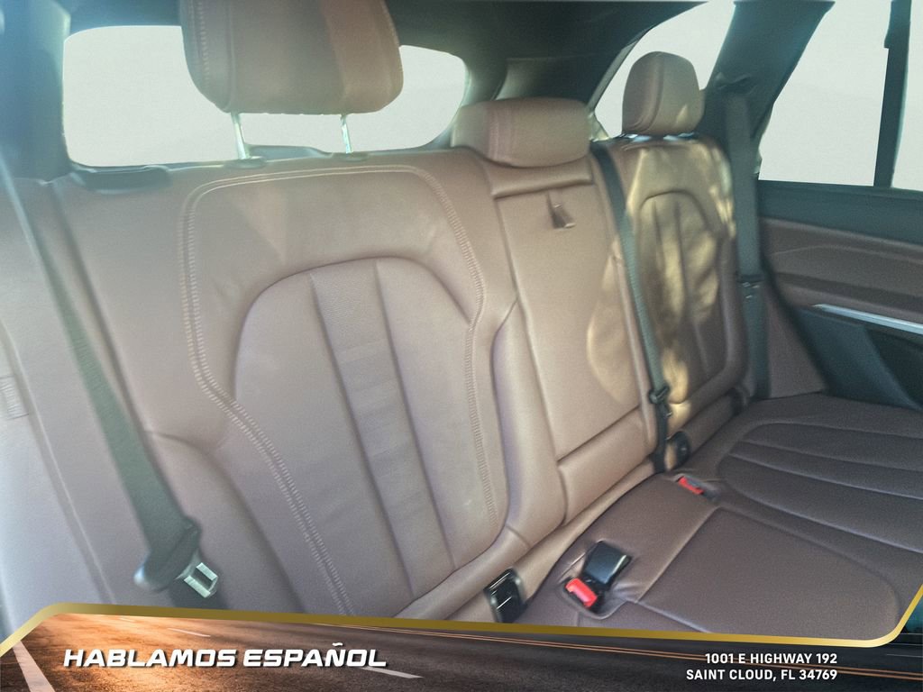 Used 2021 BMW X5 M50i w/ Parking Assistance Package image 33