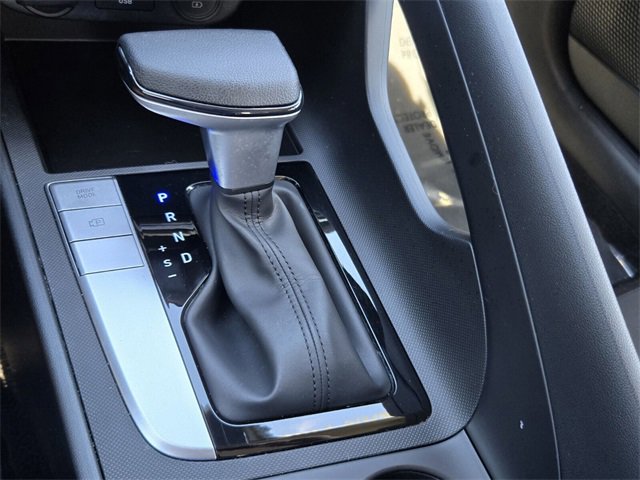 Certified 2023 Hyundai Elantra SEL image 22