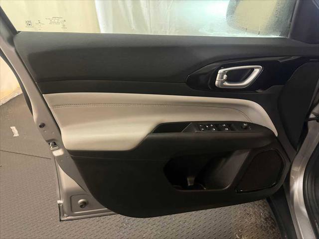 Certified 2022 Jeep Compass Limited image 20