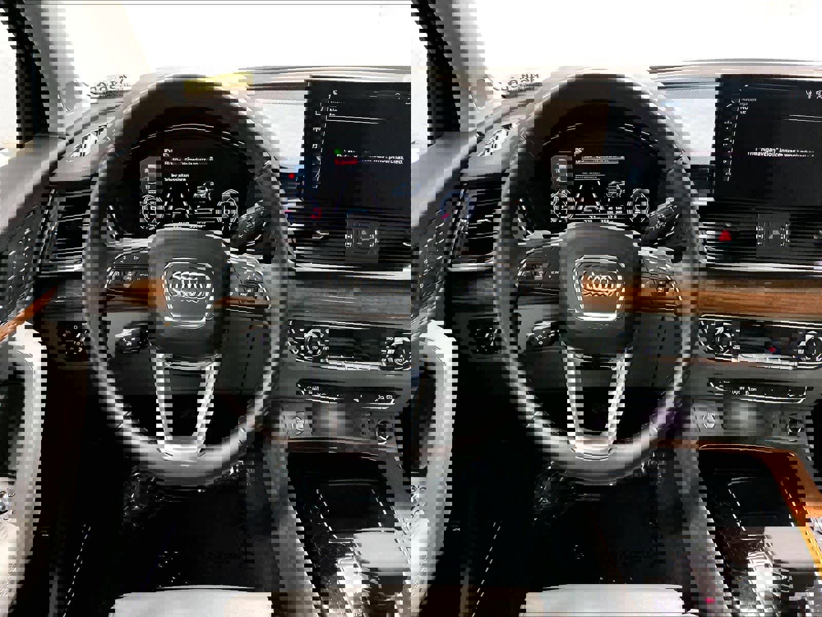 Certified 2023 Audi Q5 2.0T Premium Plus w/ Premium Plus Package AWD/4WD image 7