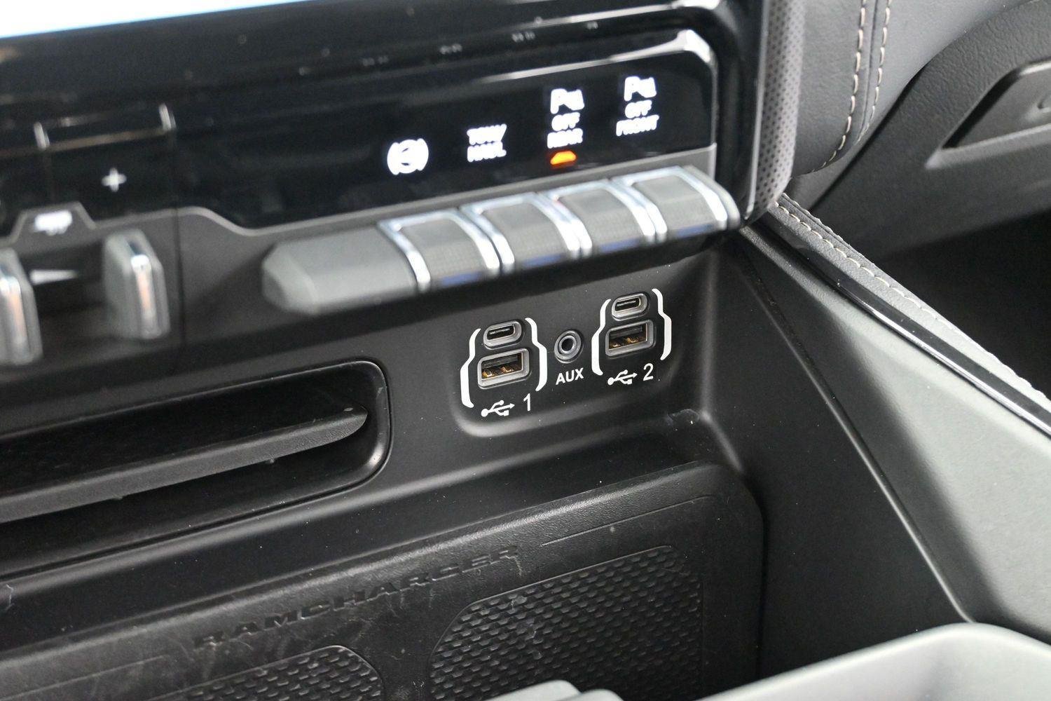 Used 2022 RAM 3500 Limited AWD/4WD image 22