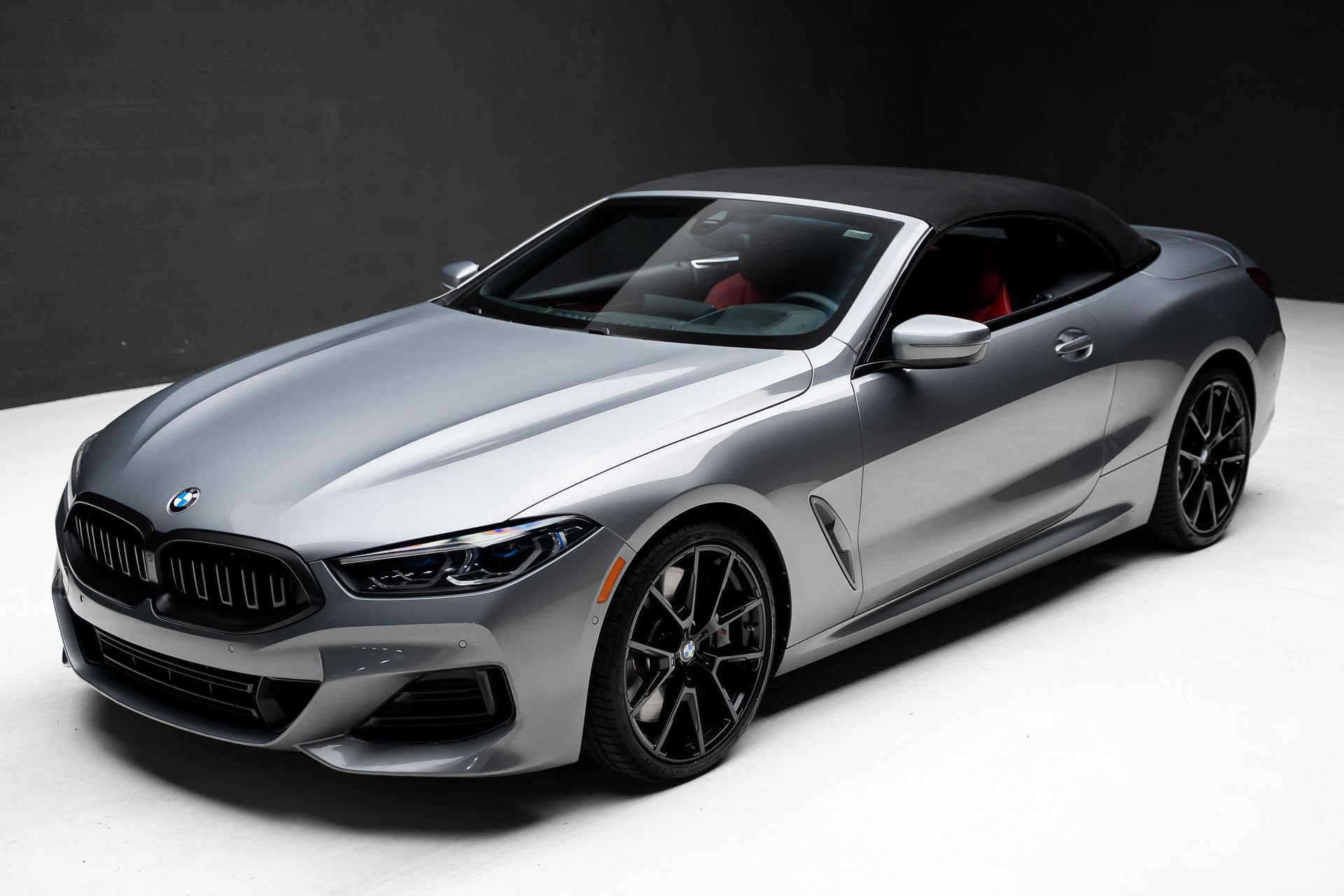 Used 2024 BMW 840i Convertible w/ M Sport Professional Package RWD image 5