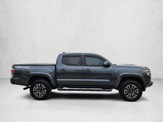 Used 2022 Toyota Tacoma TRD Sport w/ Technology Package AWD/4WD image 4