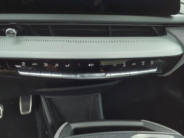 New 2025 Cadillac Optiq Sport 1 image 32