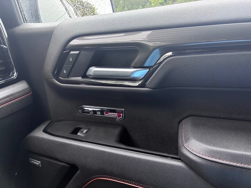Used 2025 GMC Sierra 1500 AT4 AWD/4WD image 34