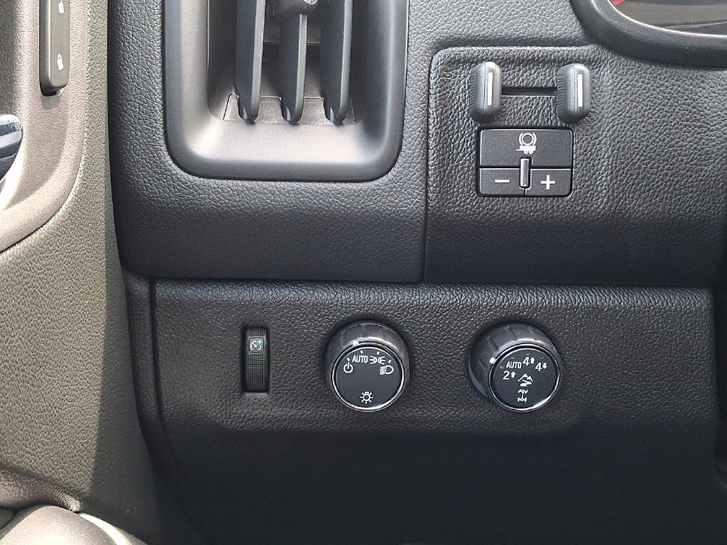 Used 2022 Chevrolet Colorado ZR2 AWD/4WD image 28