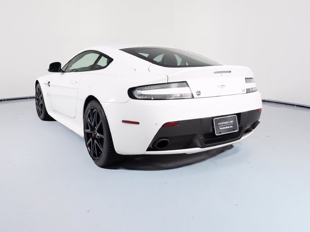 Used 2015 Aston Martin V8 Vantage GT RWD image 8