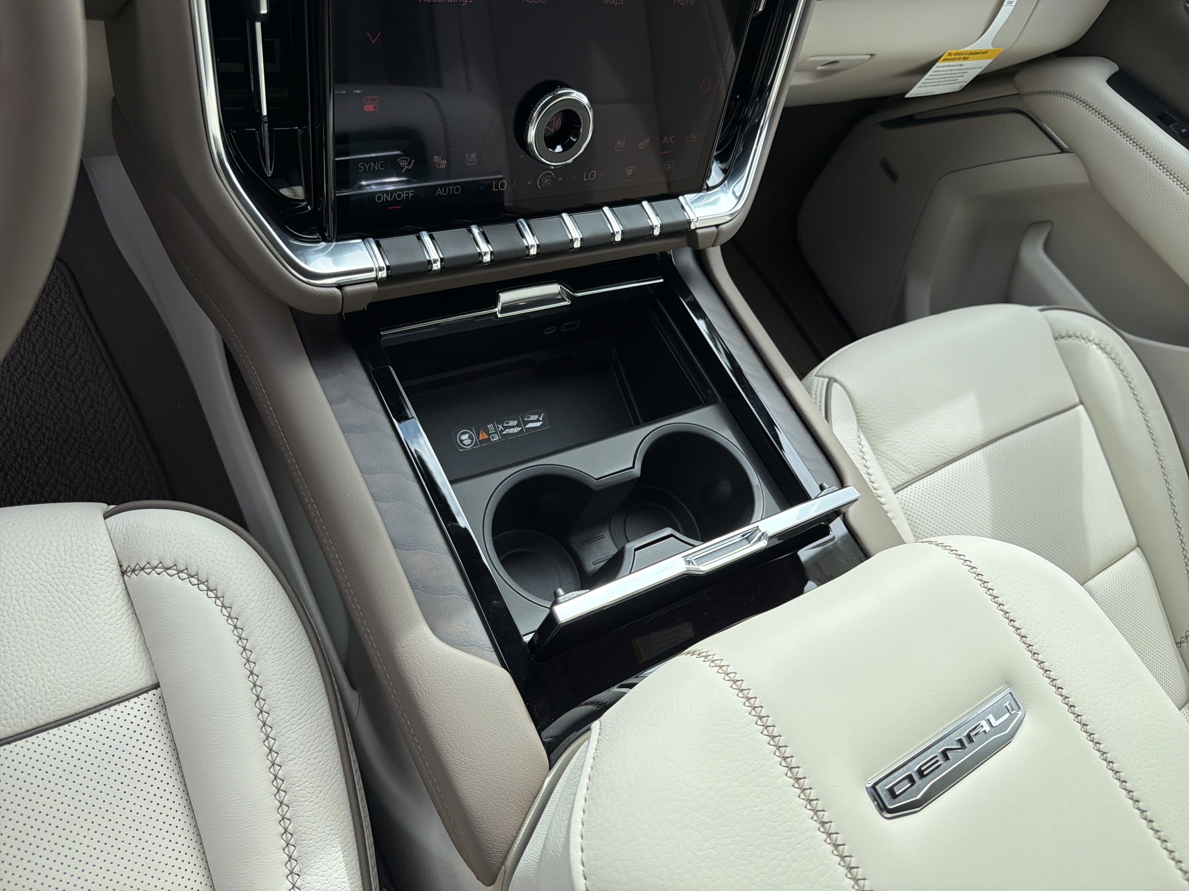 New 2026 GMC Yukon XL Denali image 34