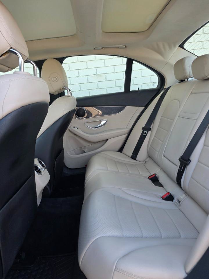 Used 2017 Mercedes-Benz C 300 4MATIC Sedan image 13