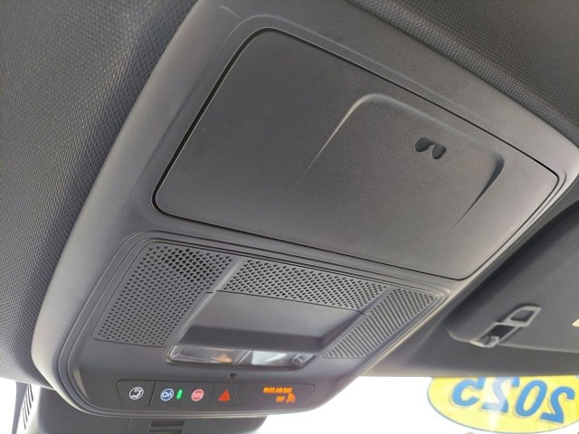 Certified 2025 GMC Acadia Elevation image 38