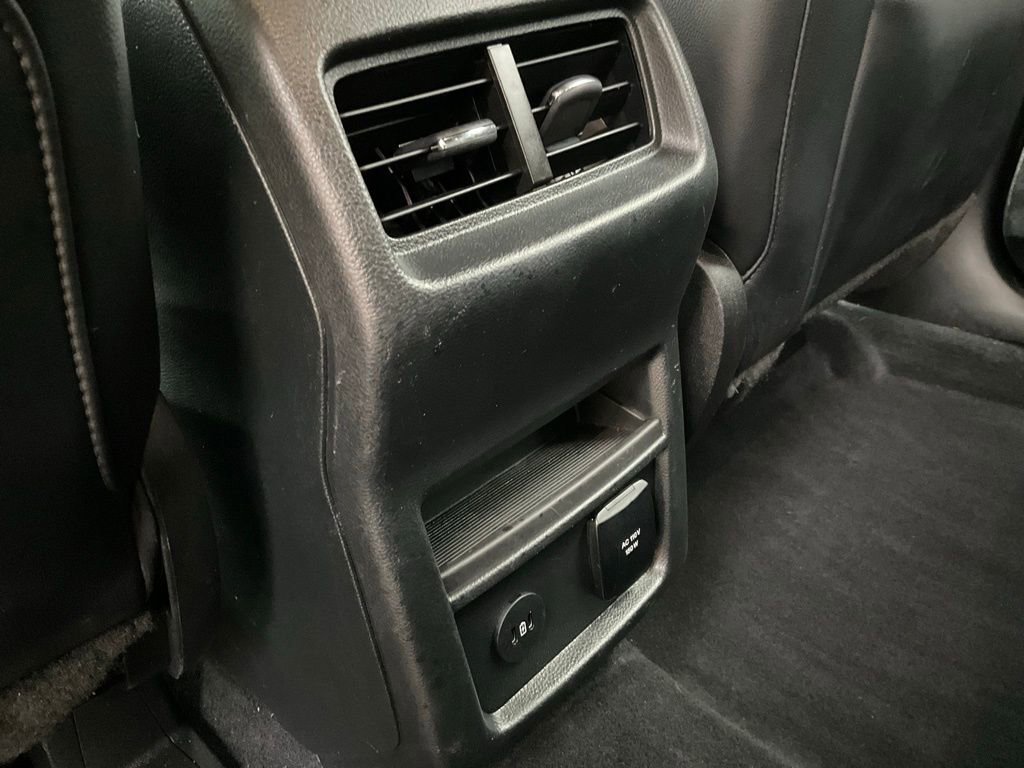 Used 2024 Ford Edge ST-Line image 19