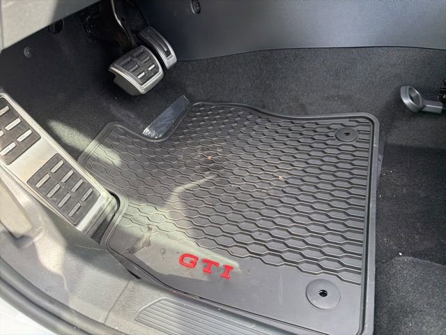 New 2026 Volkswagen GTI SE image 17