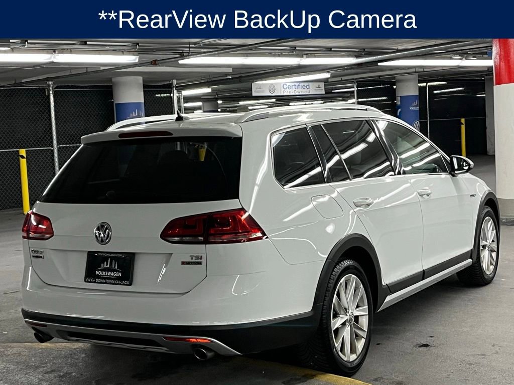 Used 2017 Volkswagen Golf Alltrack S image 6