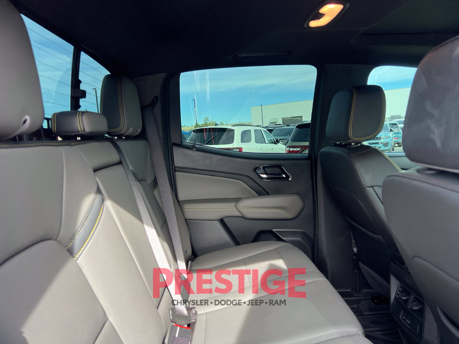Used 2025 Chevrolet Colorado ZR2 w/ ZR2 Bison Edition AWD/4WD image 24