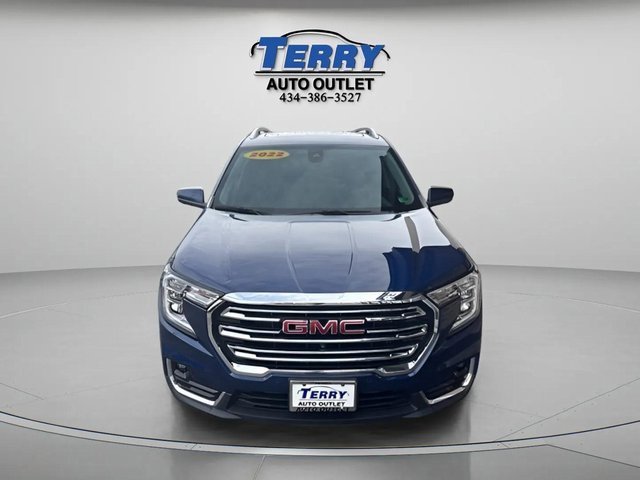 Used 2022 GMC Terrain SLT w/ Tech Package image 2