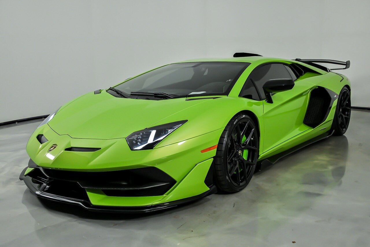 Used 2019 Lamborghini Aventador SVJ image 7