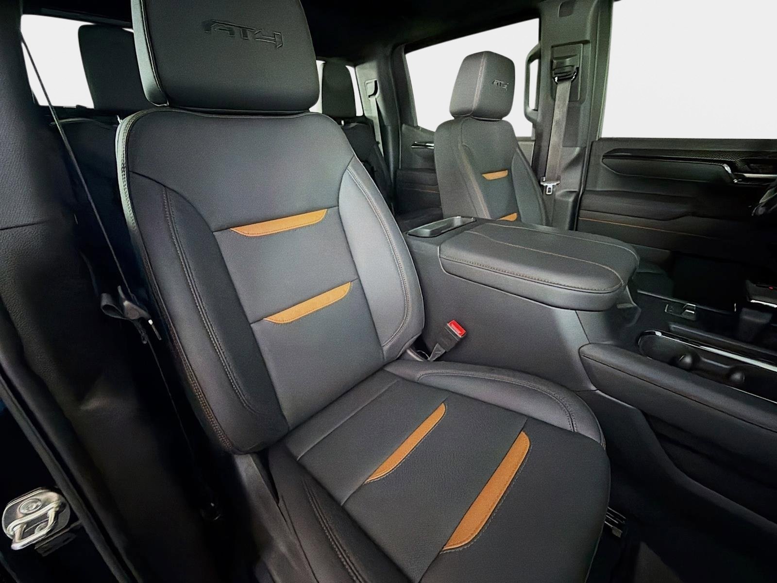 Used 2026 GMC Sierra 1500 AT4 w/ Technology Package image 29