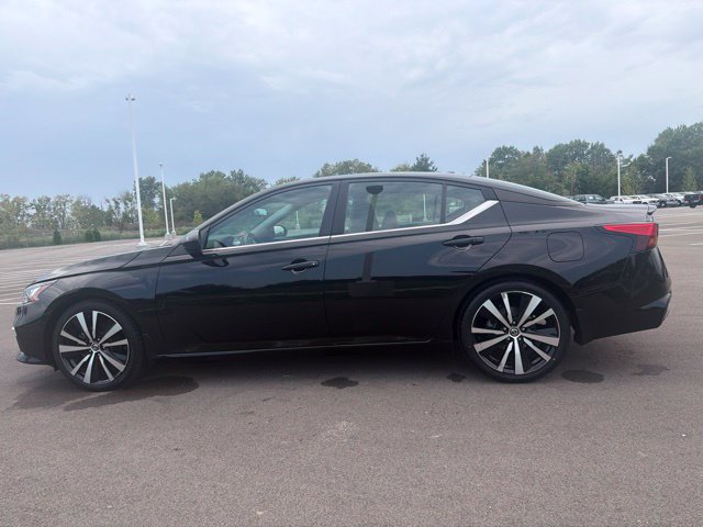 Used 2020 Nissan Altima 2.5 SR FWD image 12