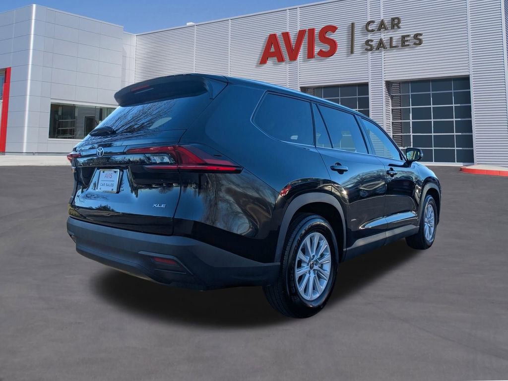 Used 2025 Toyota Grand Highlander XLE image 6
