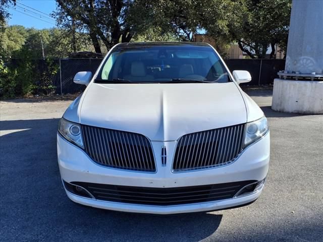 Used 2015 Lincoln MKT AWD w/ Equipment Group 201A image 6