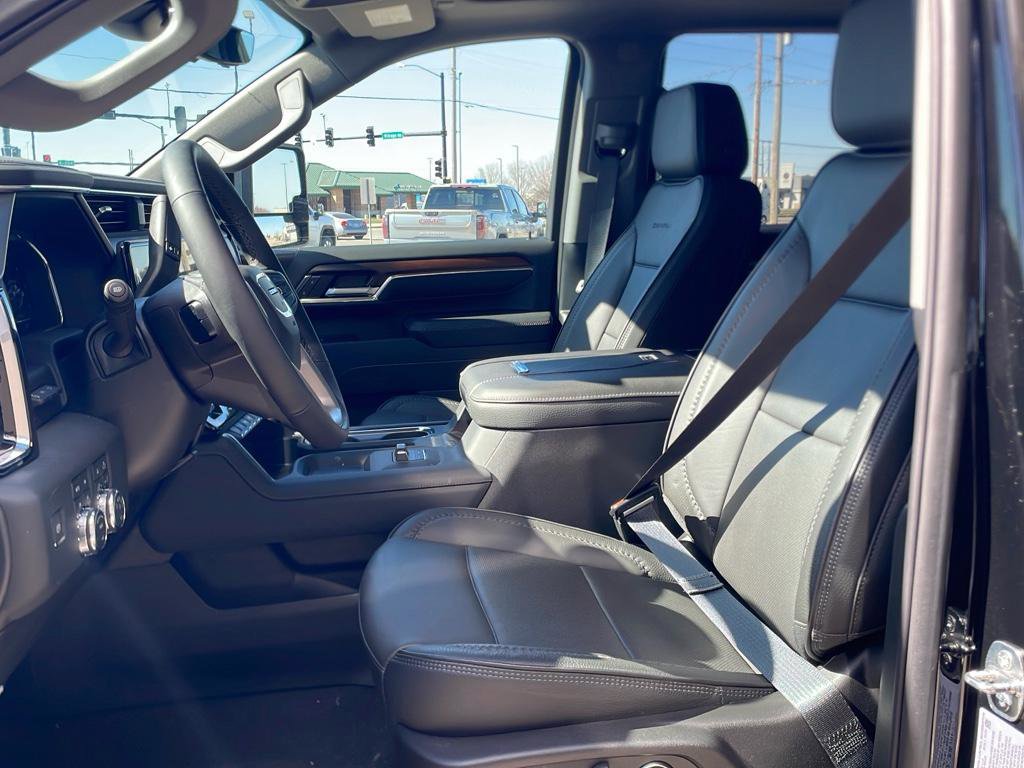New 2024 GMC Sierra 2500 Denali w/ Technology Package image 15