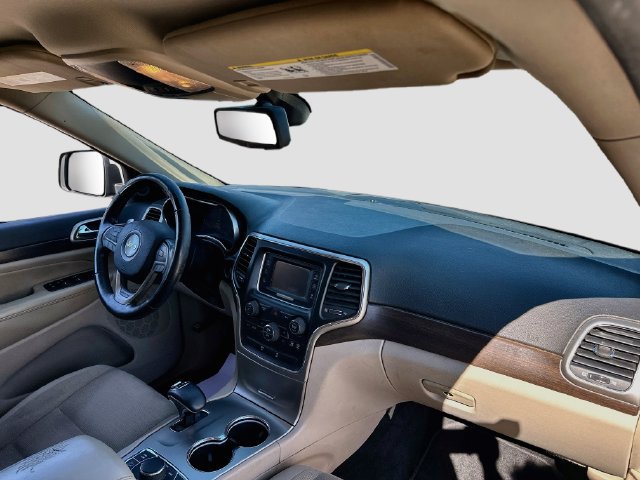 Used 2014 Jeep Grand Cherokee Laredo w/ All Weather Capability Group AWD/4WD image 27