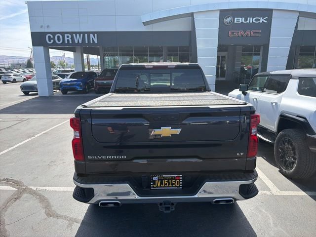 Used 2024 Chevrolet Silverado 1500 LT w/ Z71 Off-Road Package AWD/4WD image 8
