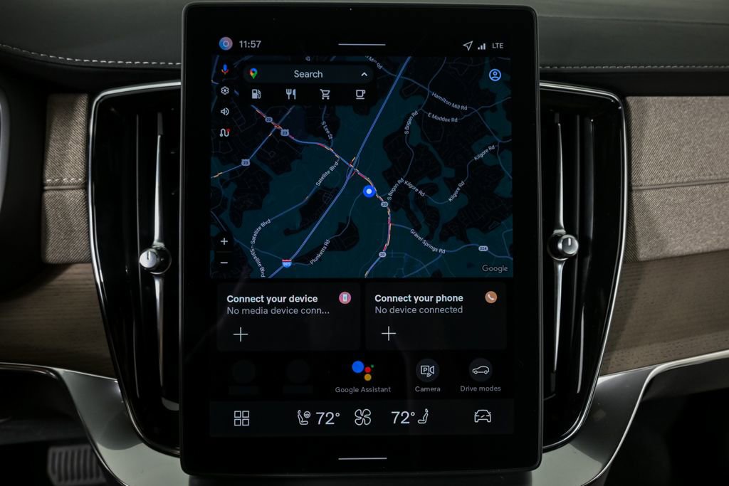 Used 2026 Volvo XC90 B6 Plus w/ Protection Package Premier image 17