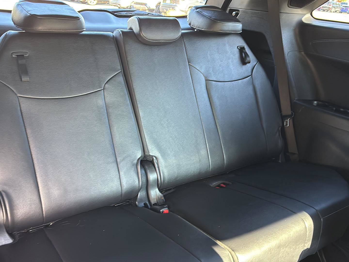 Used 2025 Toyota Sienna Limited AWD/4WD image 17