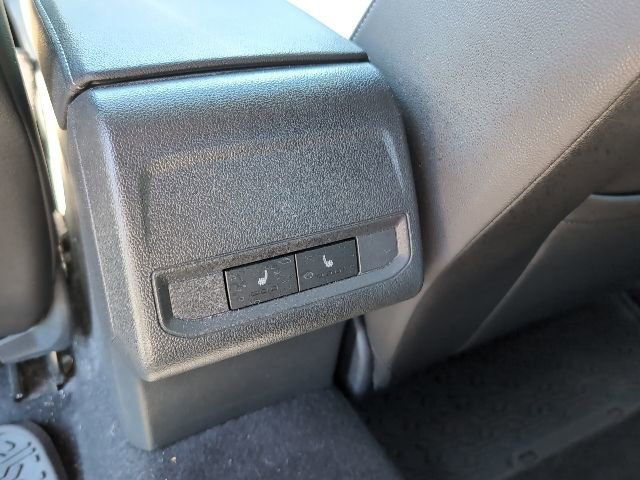 Certified 2021 Volkswagen Jetta R-Line w/ R-Line Cold Weather Package image 26