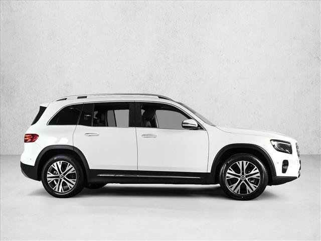 Used 2024 Mercedes-Benz GLB 250 4MATIC image 4