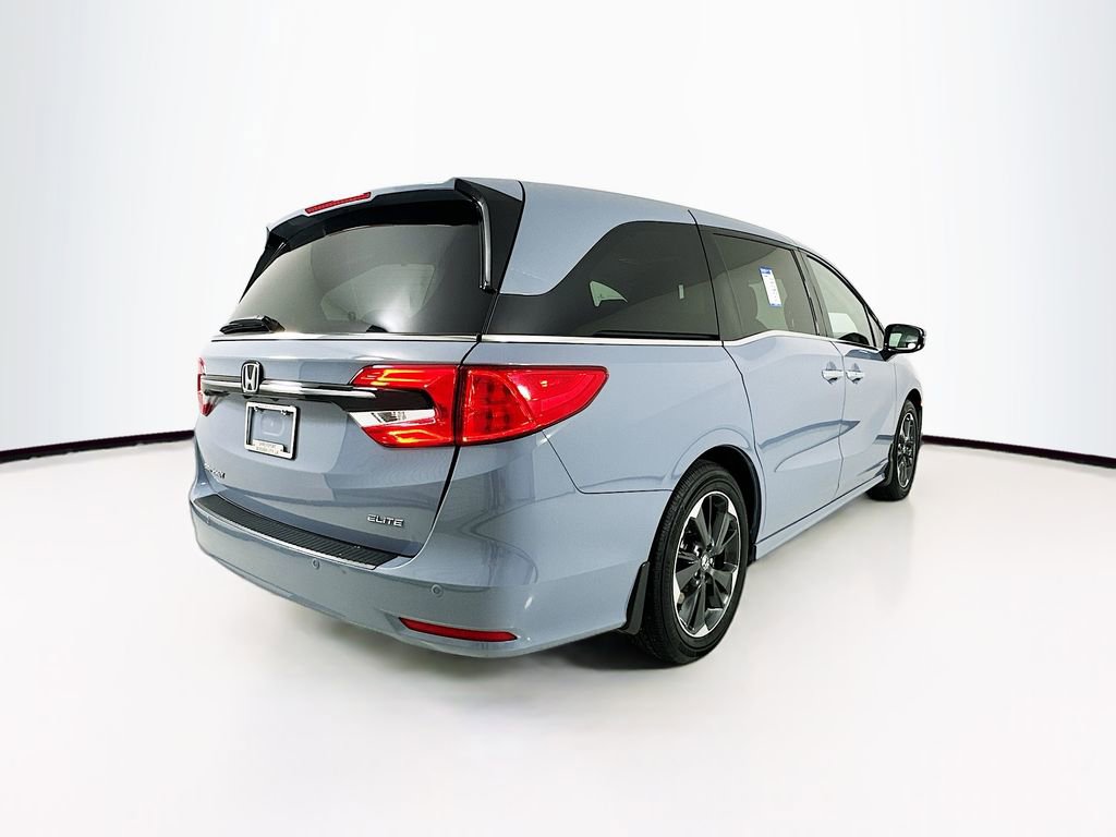 Certified 2024 Honda Odyssey Elite image 5
