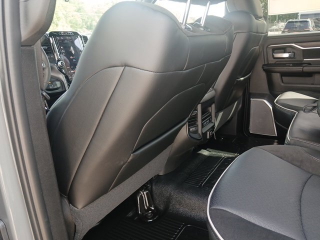 New 2027 RAM 4500 4x4 Crew Cab DRW w/ Laramie Trim Package image 16