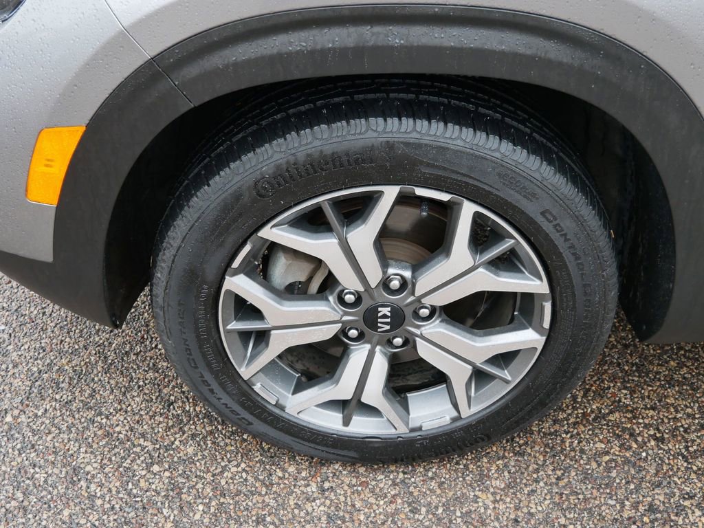 Used 2021 Kia Seltos EX image 23