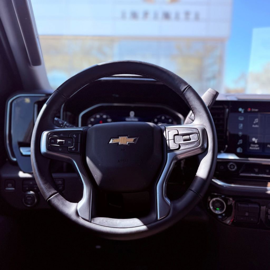 Used 2025 Chevrolet Silverado 3500 LT w/ Safety Package image 18
