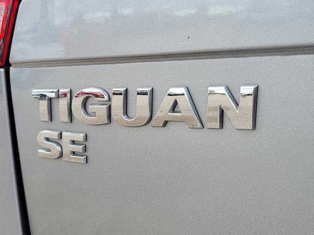 Used 2020 Volkswagen Tiguan SE image 7