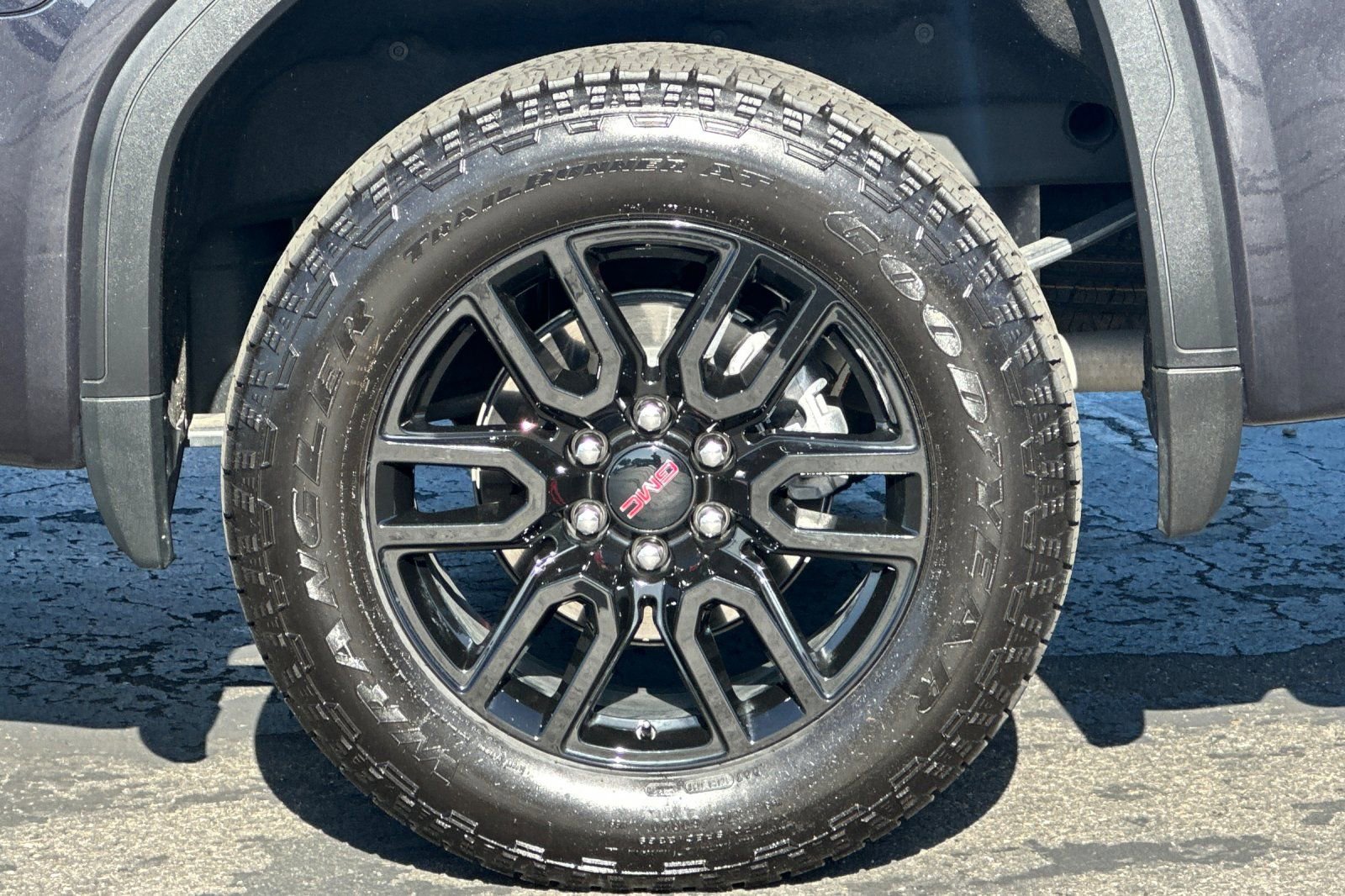 Used 2026 GMC Sierra 1500 Elevation w/ Elevation Premium Package AWD/4WD image 44