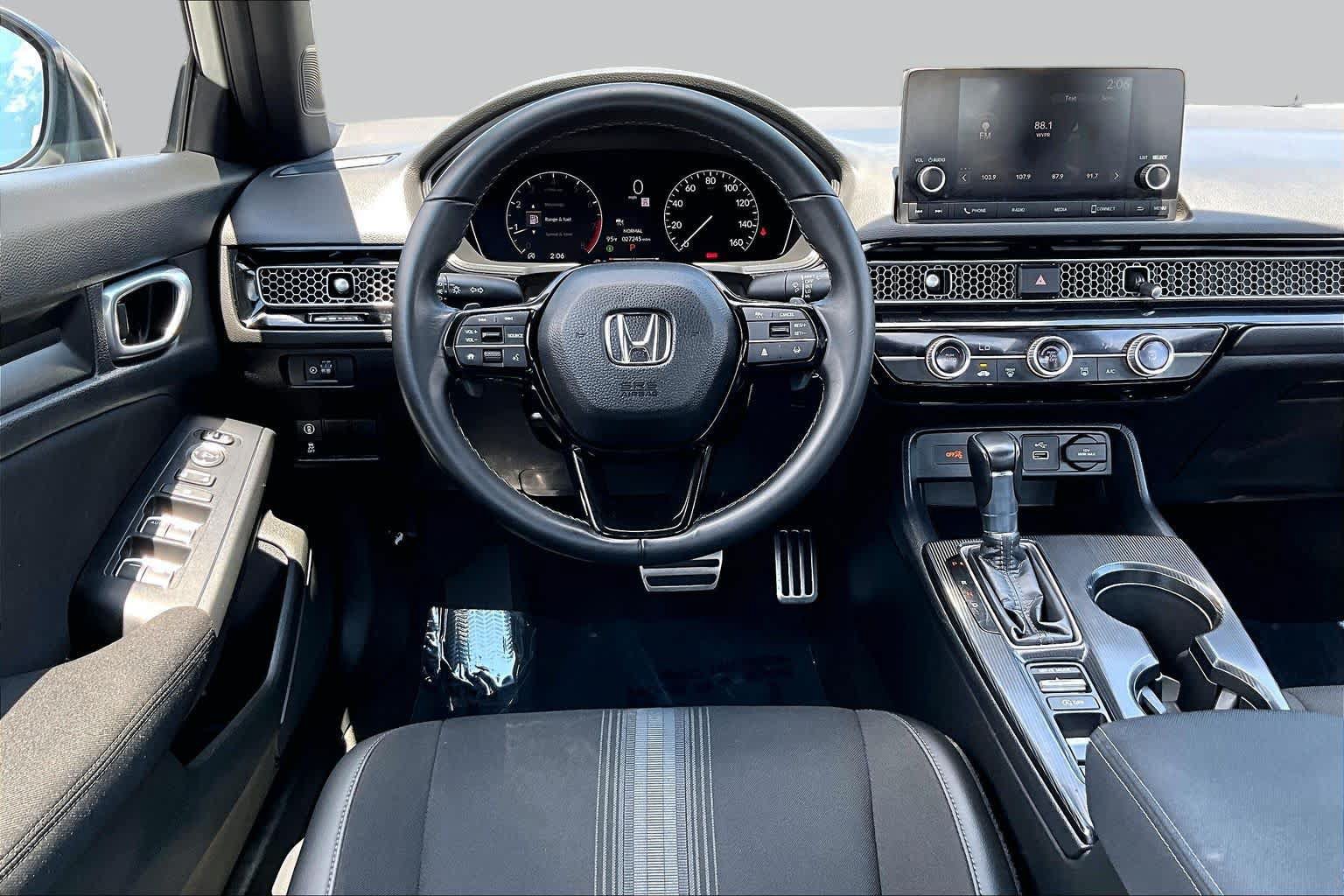 Used 2023 Honda Civic Sport image 6