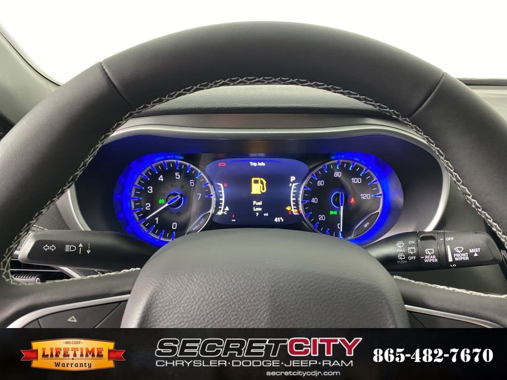 New 2026 Chrysler Pacifica Select image 19