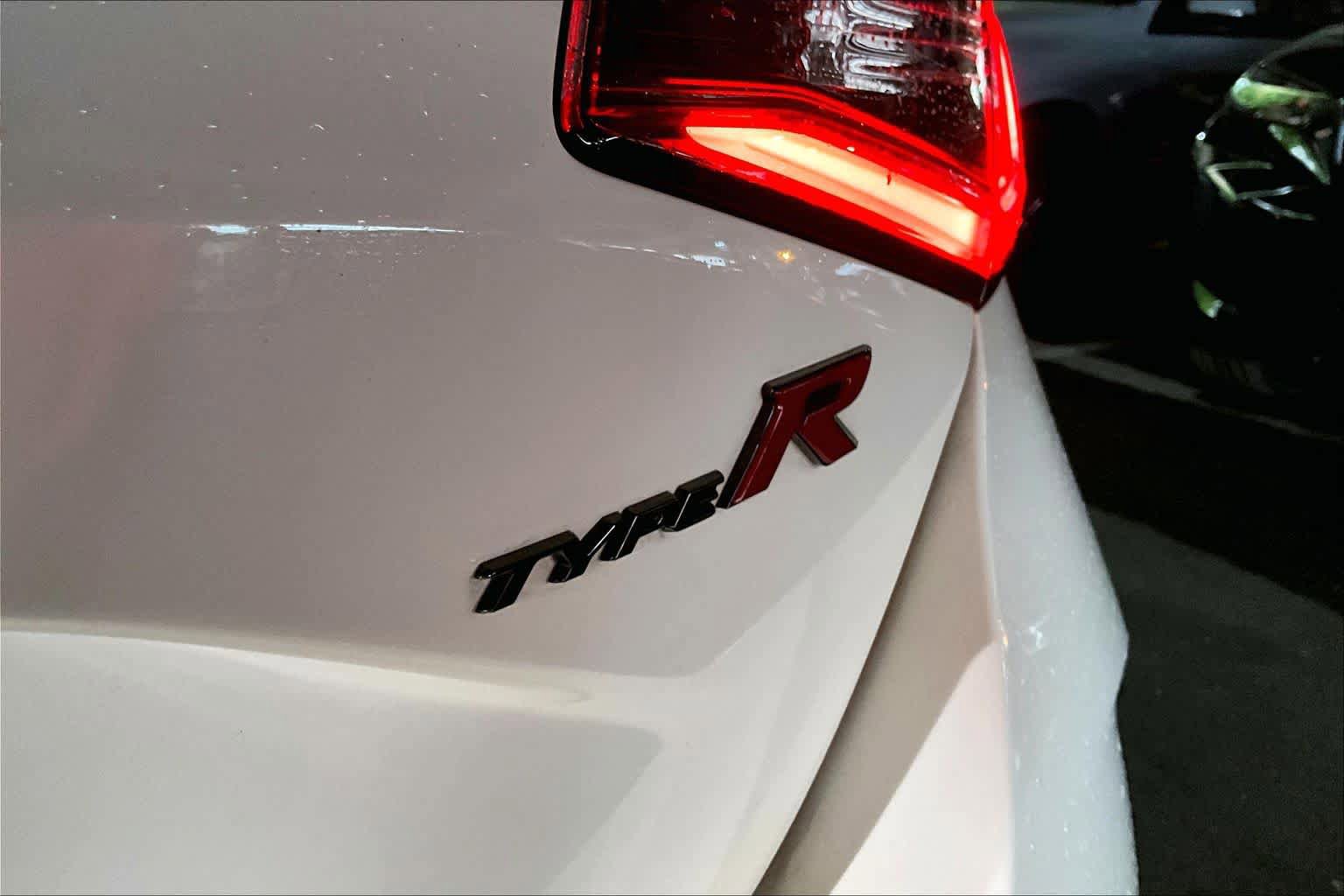 Used 2025 Honda Civic Type R image 9