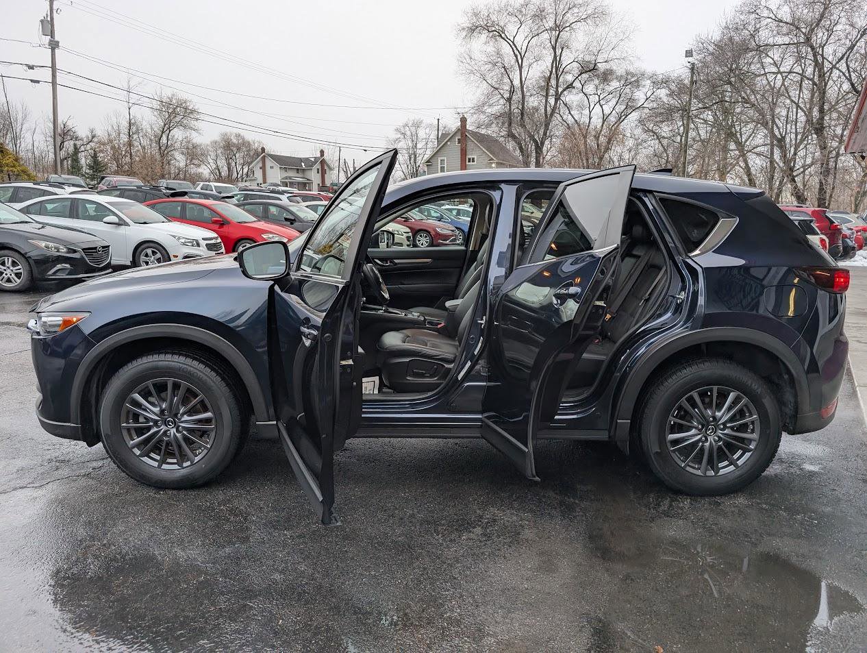 Used 2019 MAZDA CX-5 Touring image 5