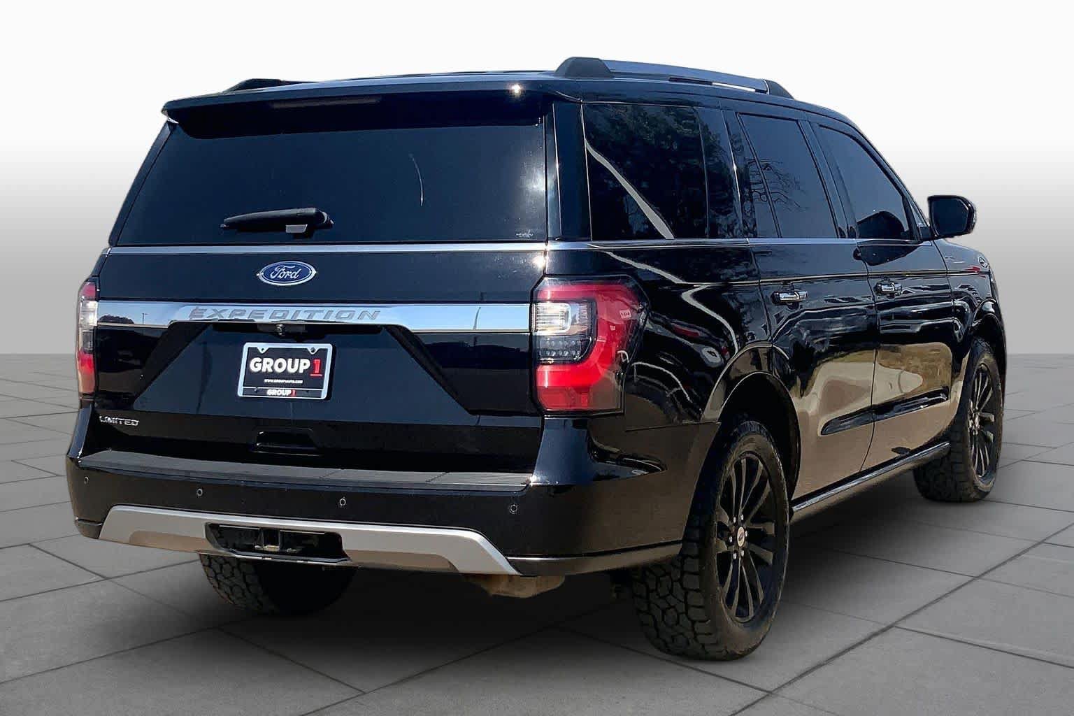 Used 2019 Ford Expedition Limited w/ Driver Assistance Package AWD/4WD image 13