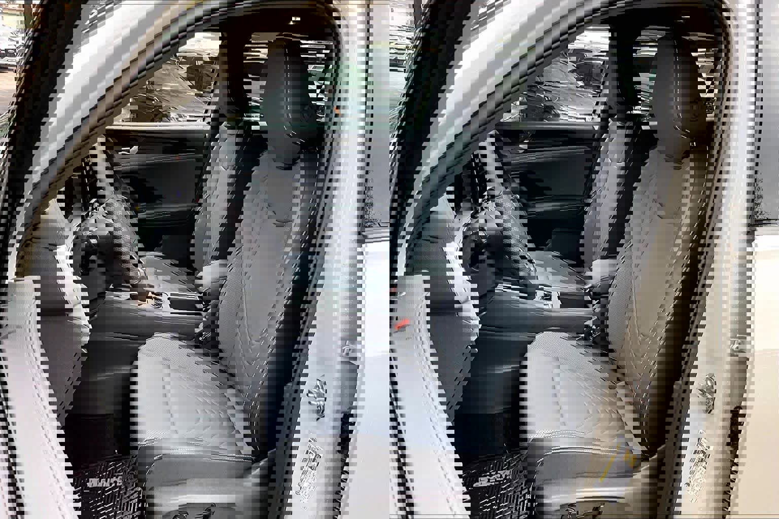 New 2026 Volkswagen Tiguan SE R-Line image 9