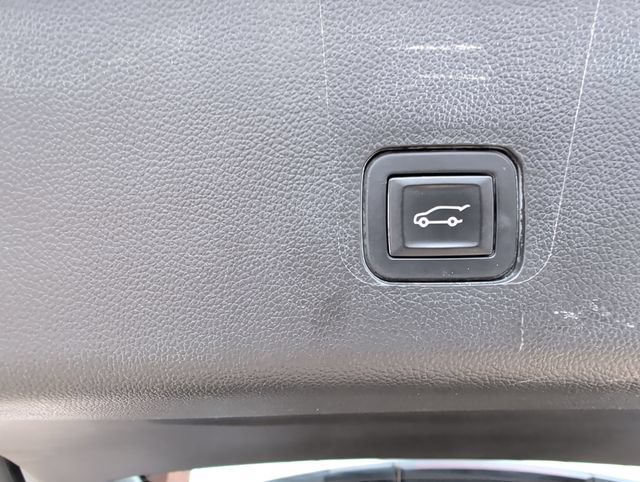 Used 2020 Chevrolet Traverse RS FWD image 28