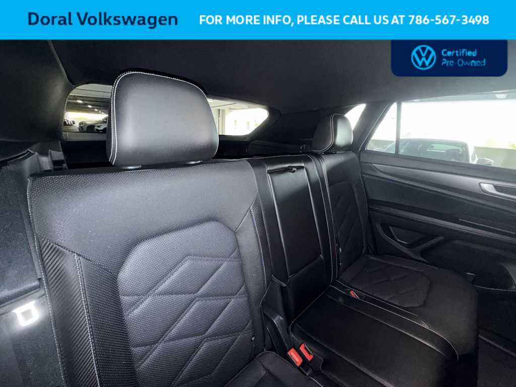 Certified 2024 Volkswagen Atlas Cross Sport SE FWD image 26