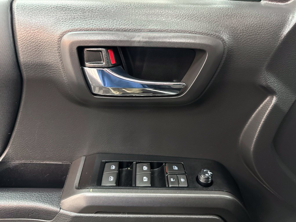 Used 2023 Toyota Tacoma TRD Sport w/ Advanced Technology Package AWD/4WD image 18