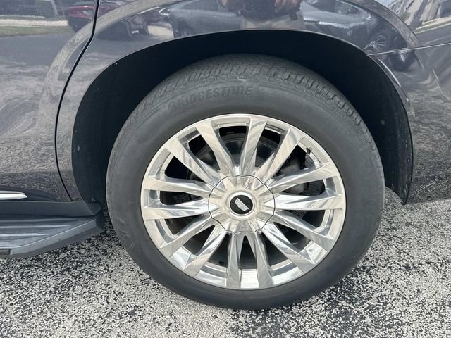 Certified 2022 Cadillac Escalade Premium Luxury w/ Performance Package AWD/4WD image 13