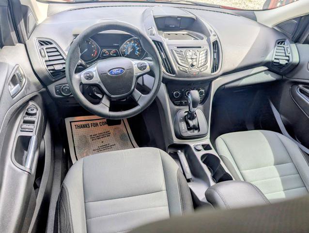 Used 2016 Ford Escape SE FWD image 9