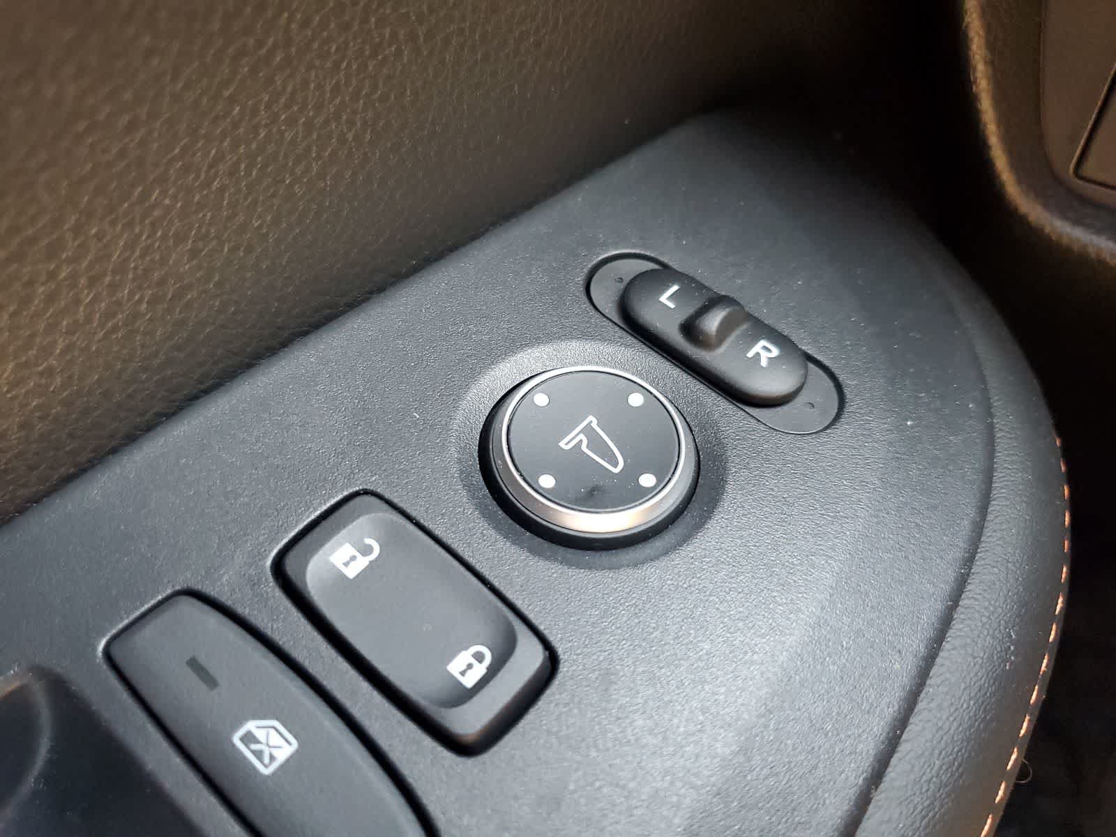 Used 2024 Honda HR-V Sport image 25