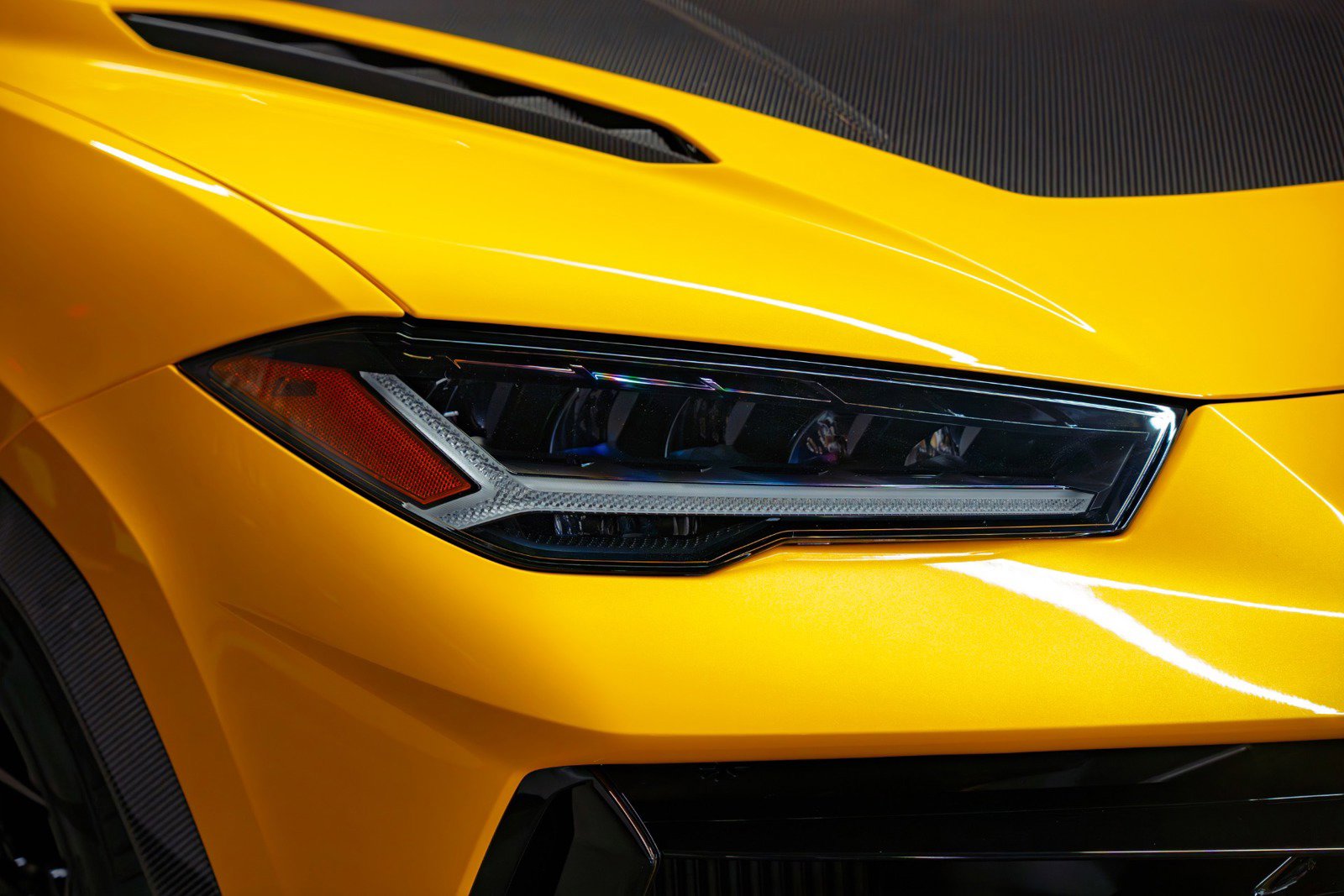 Used 2024 Lamborghini Urus Performante image 23